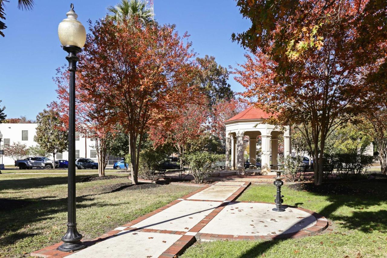 Riverwalk + Convention Center + Free Airport Uber San Antonio Exterior foto